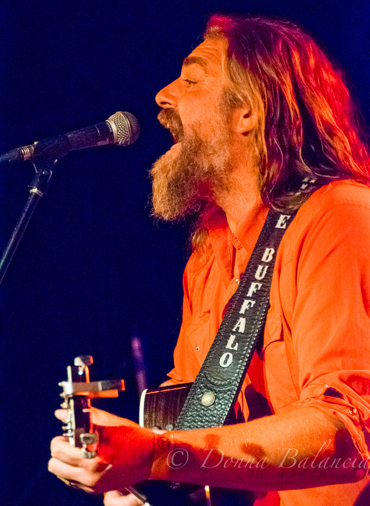 White Buffalo performed for KCSN.org members at volunteers at Roxy - Photo © Donna Balancia
