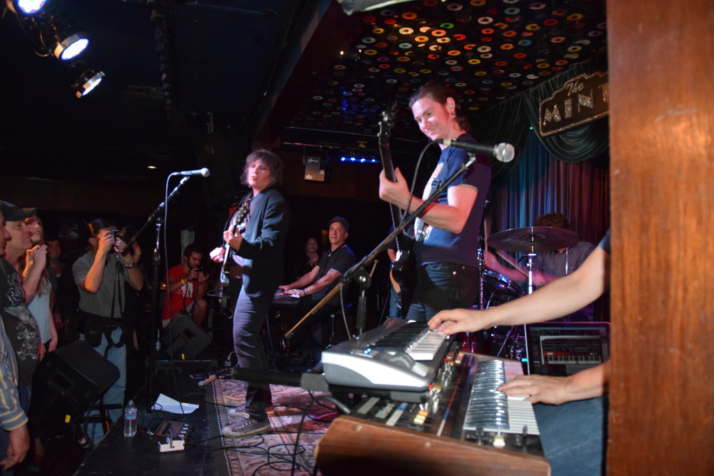 Martha Davis and The Motels