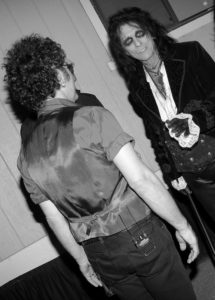 Bruce Witkin consults with Alice Cooper - Photo © 2016 Suzanne Allison for California Rocker