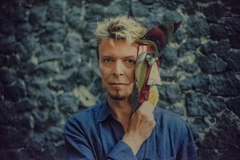 Image of David Bowie © Fernando Aceves - courtesy of Forest Lawn Museum