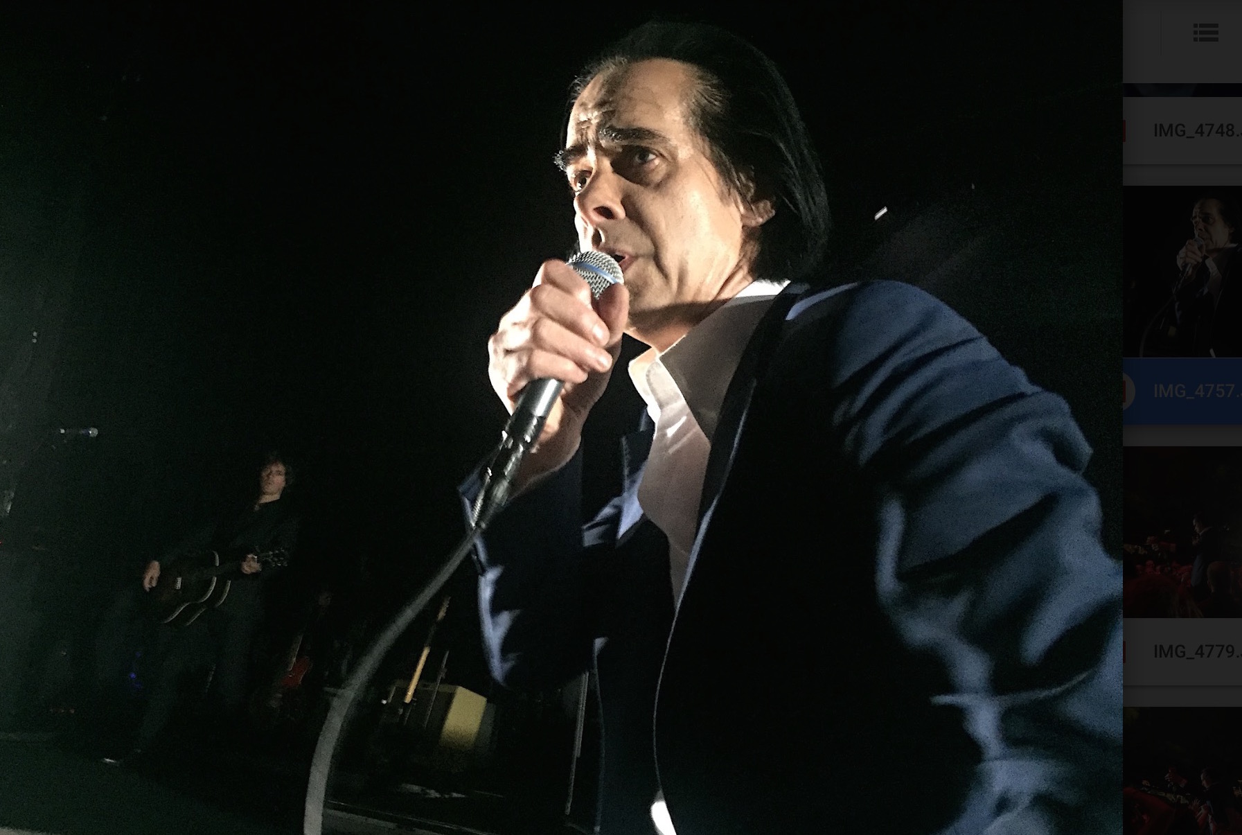 Nick Cave at The Greek - Photo © 2017 Alyson Camus for California Rocker