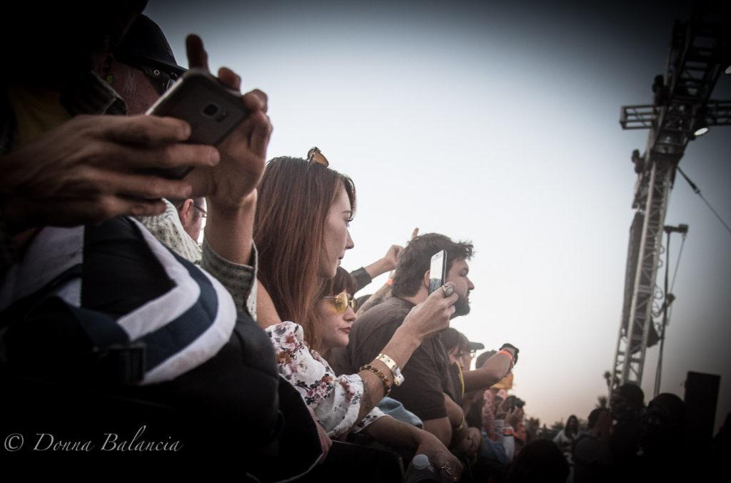 Matt Pike's daughter snaps her dad from the rail at Desert Daze - Photo © 2017 Donna Balancia