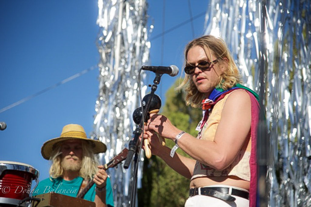 The Babe Rainbow is a 1960s -influenced band from Australia - Photo © 2017 Donna Balancia