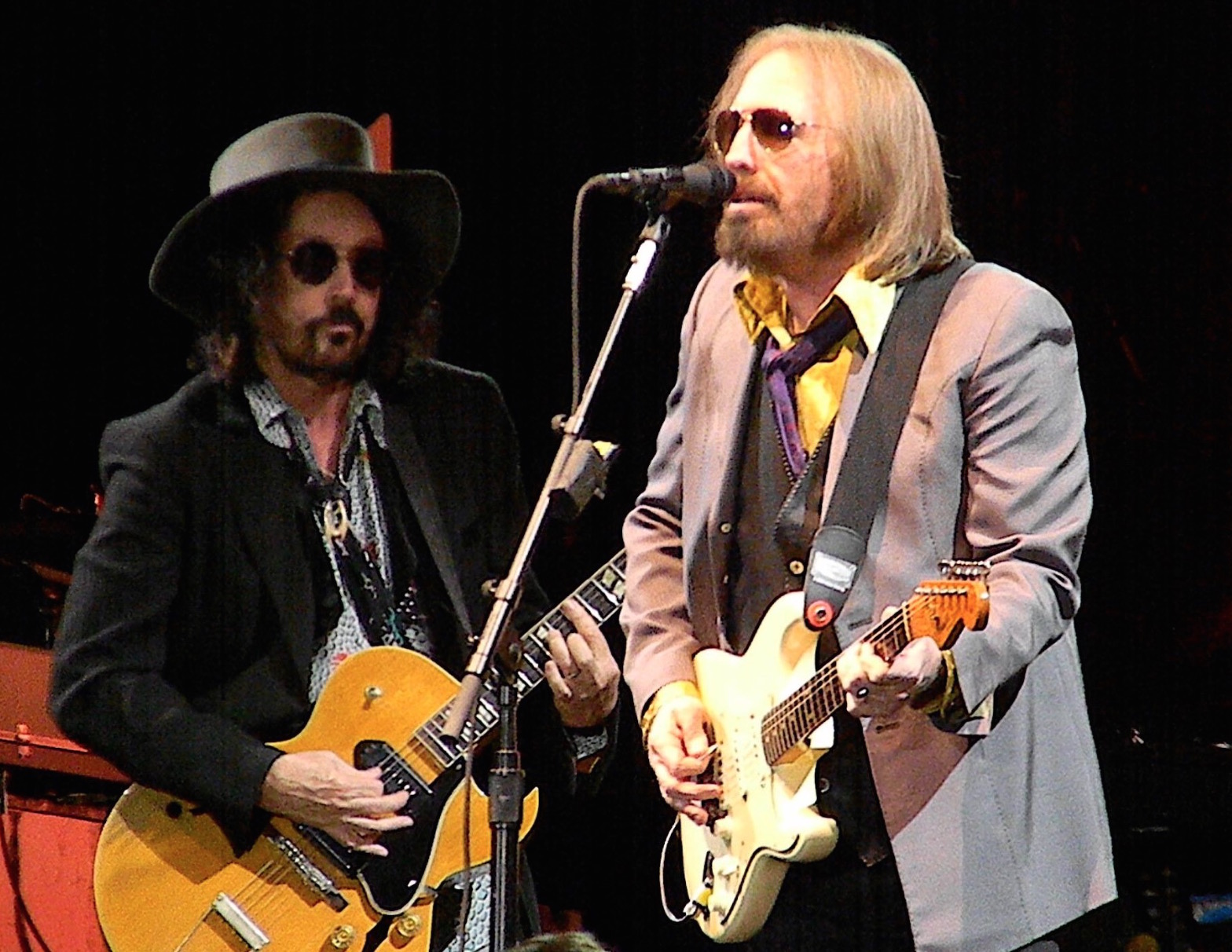Tom Petty and Mike Campbell perform at Arroyo Seco fest - Photo by Alyson Camus