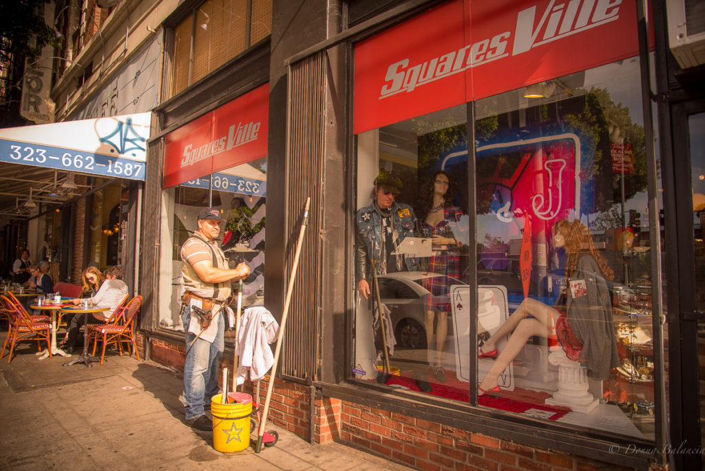 Richard Duguay in the window - Photo © 2017 Donna Balancia