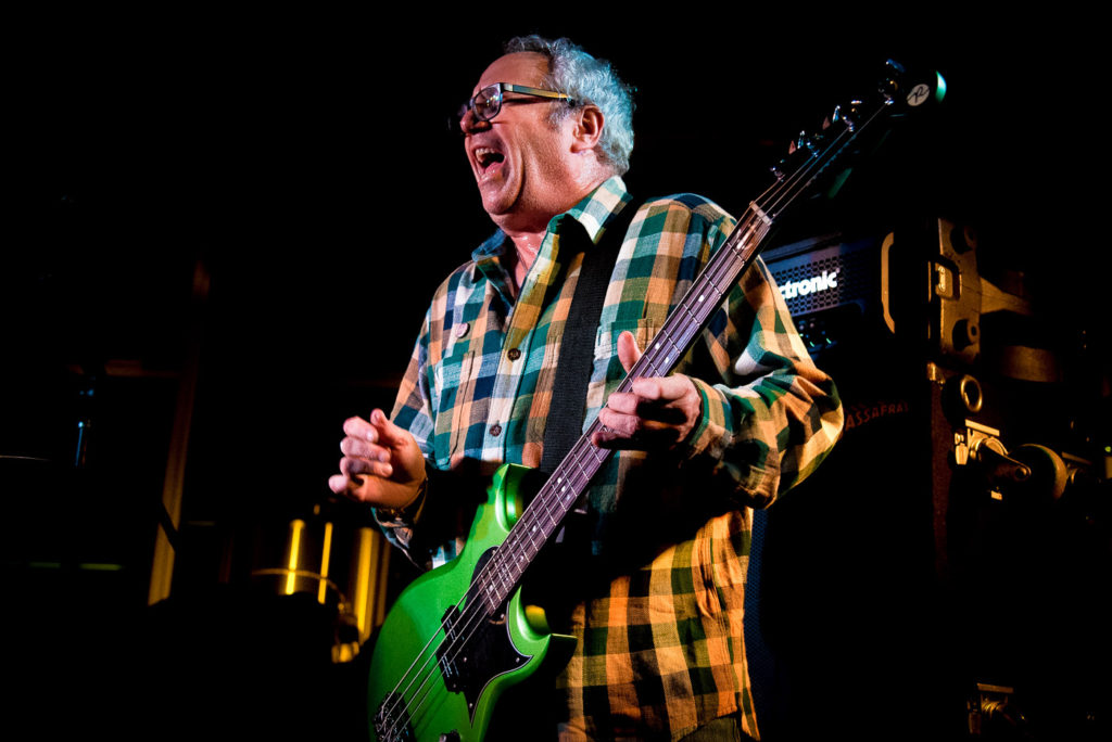 Mike Watt on stage at Brouwerij West - Photo © 2017 Donna Balancia