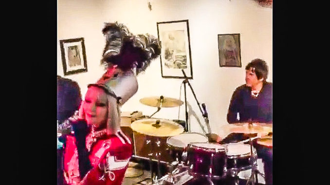 Rodney introduced Clem Burke and Glitter Critters with Kevin Preston and Christa and Rick Collins from Woolly Bandits - Video by CaliforniaRocker.com