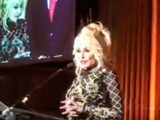 Dolly Parton video by Balancia