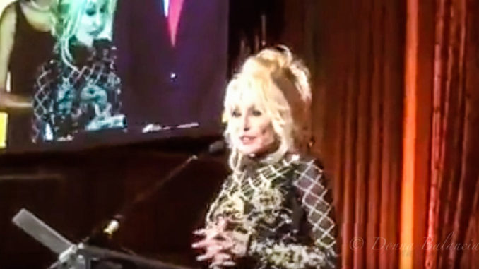 Dolly Parton video by Balancia