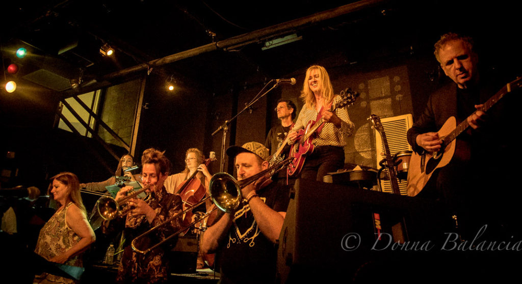 Cindy Lee Berryhill and her orchestra - Photo © 2018 Donna Balancia