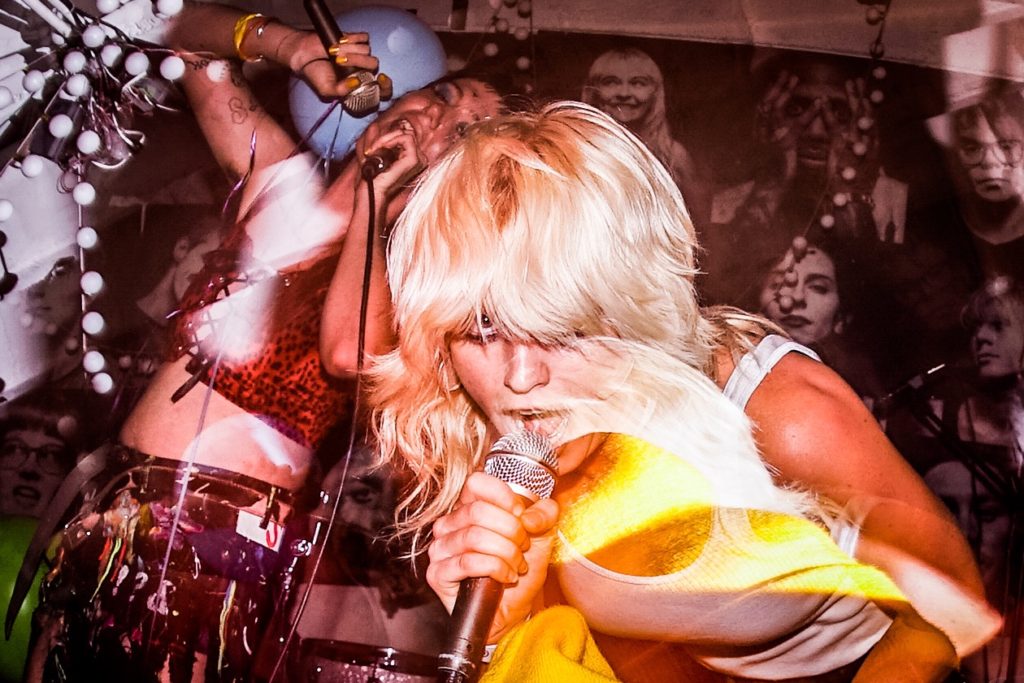 Amy from Amyl and the Sniffers guests at Surfbort pre-release party - Photo © 2018 Anthony Mehlhaff