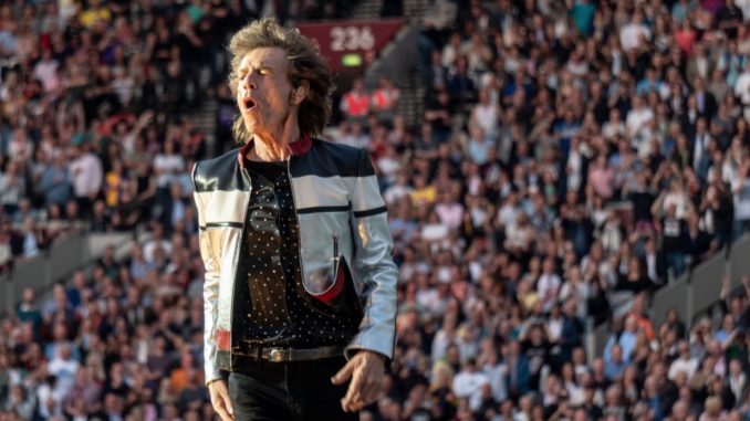 Rolling Stones will play the Rose Bowl in May - Raph photo