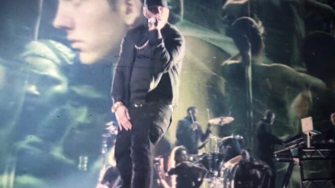Eminem at Oscars 'Lose Yourself' - Courtesy