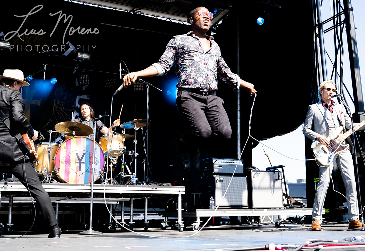 Vintage Trouble's live performance is high energy as shown here at KAABOO - Photo by Luis Moreno