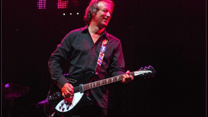 Peter Buck - Photo by Andrew Hurley