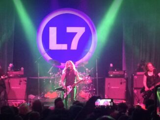 L7 - Photo by Ames Flames