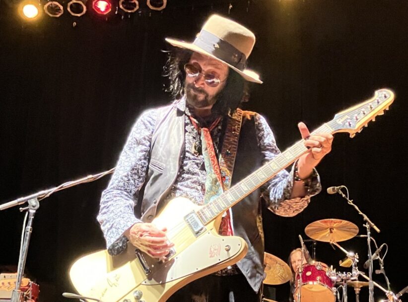 Mike Campbell and Dirty Knobs - All photos © 2022 Donna Balancia