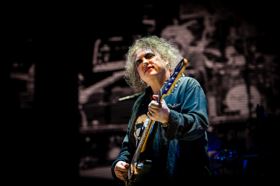 Review: The Cure's return to Tampa delivers haunting songs new and old