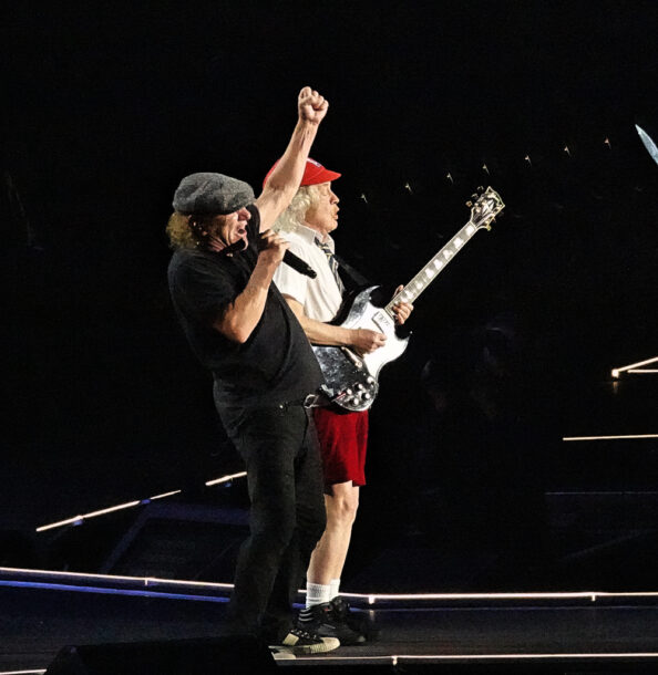 AC/DC - Photos by Alyson Camus for US Rocker