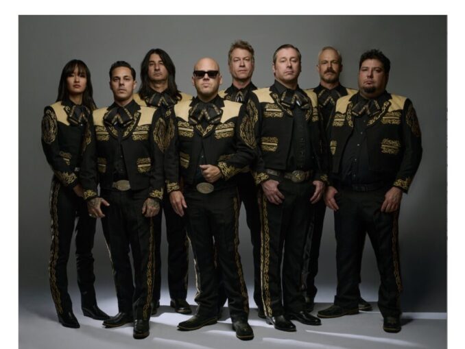 Mariachi El Bronx feature photo by Jerry Robinson