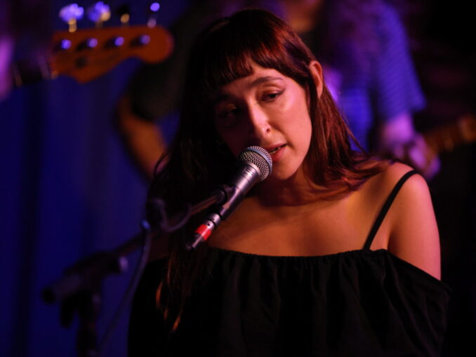 Johanna Samuels - All photos by Notes From Vivace for US Rocker